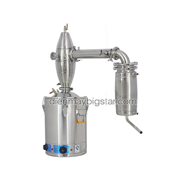 Tháp chưng cất rượu
